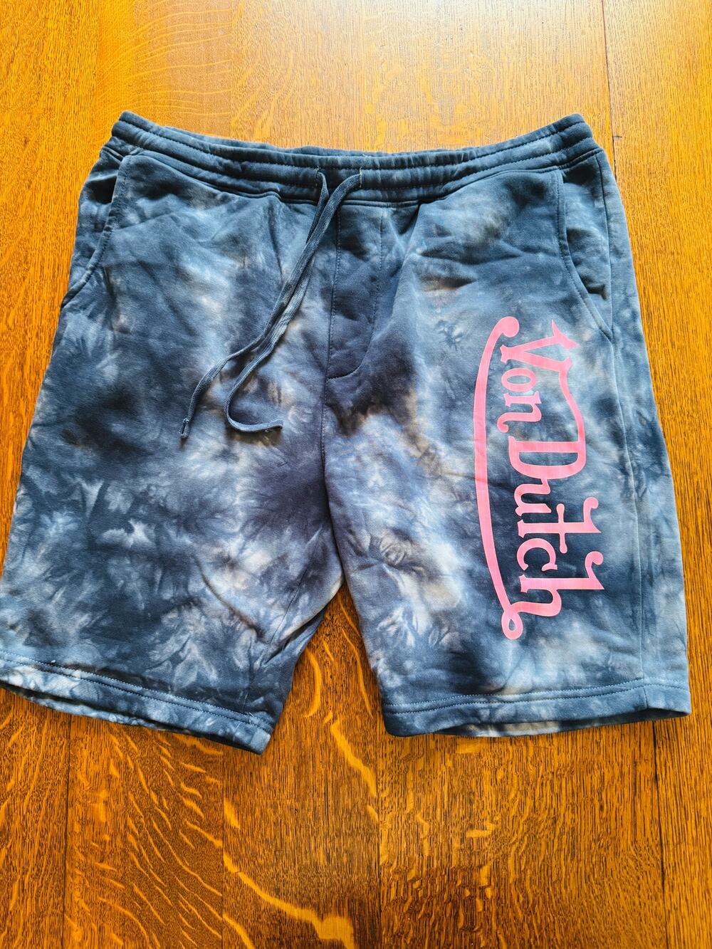 VON DUTCH Pink Logo Sweat Shorts XL in Blue Tie Dye